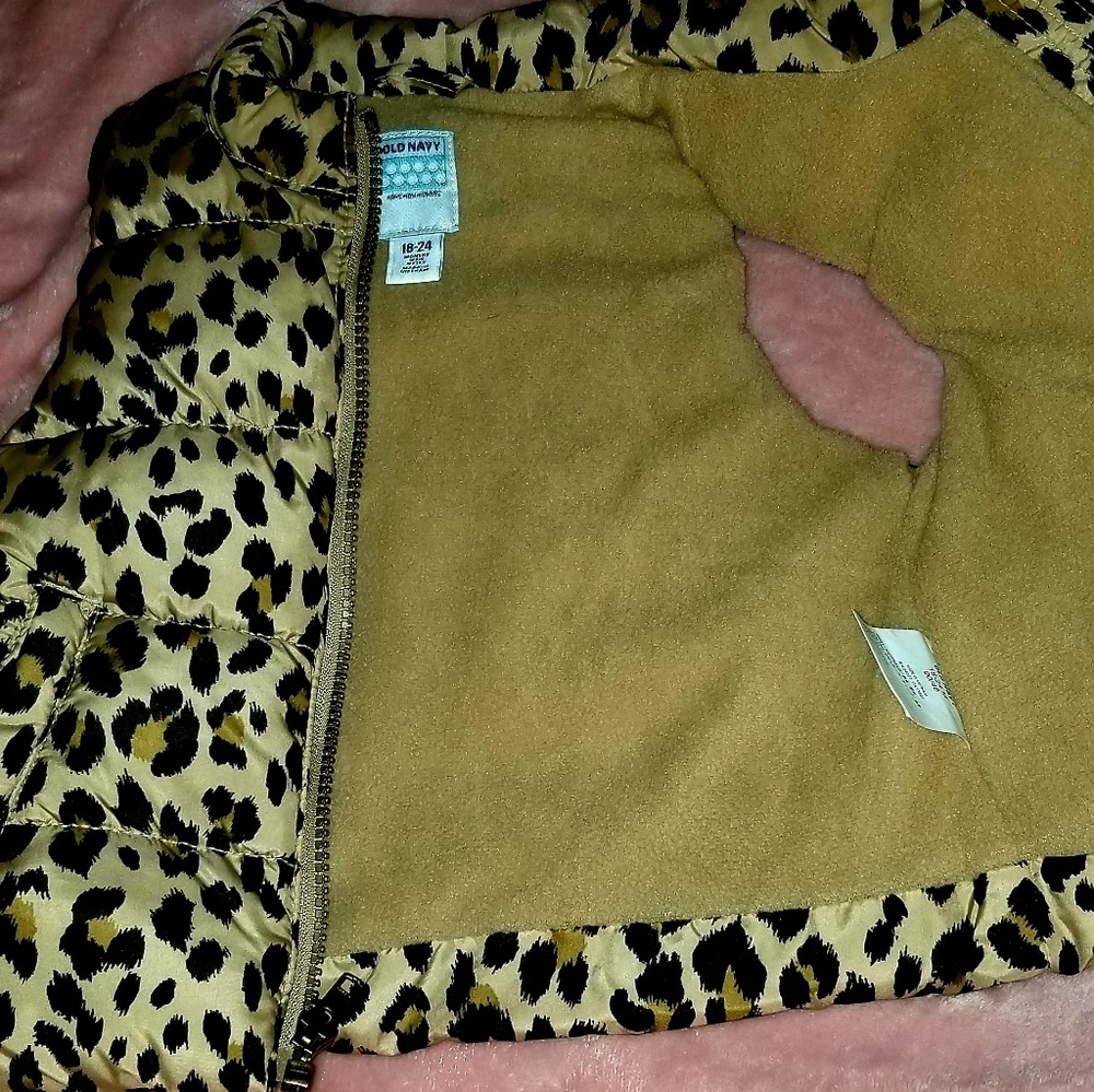 🧣 SOLD - Picture 3 of 3